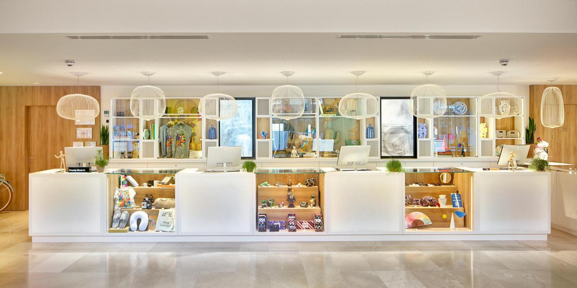 Hotel Apolo, Affiliated By Meliá